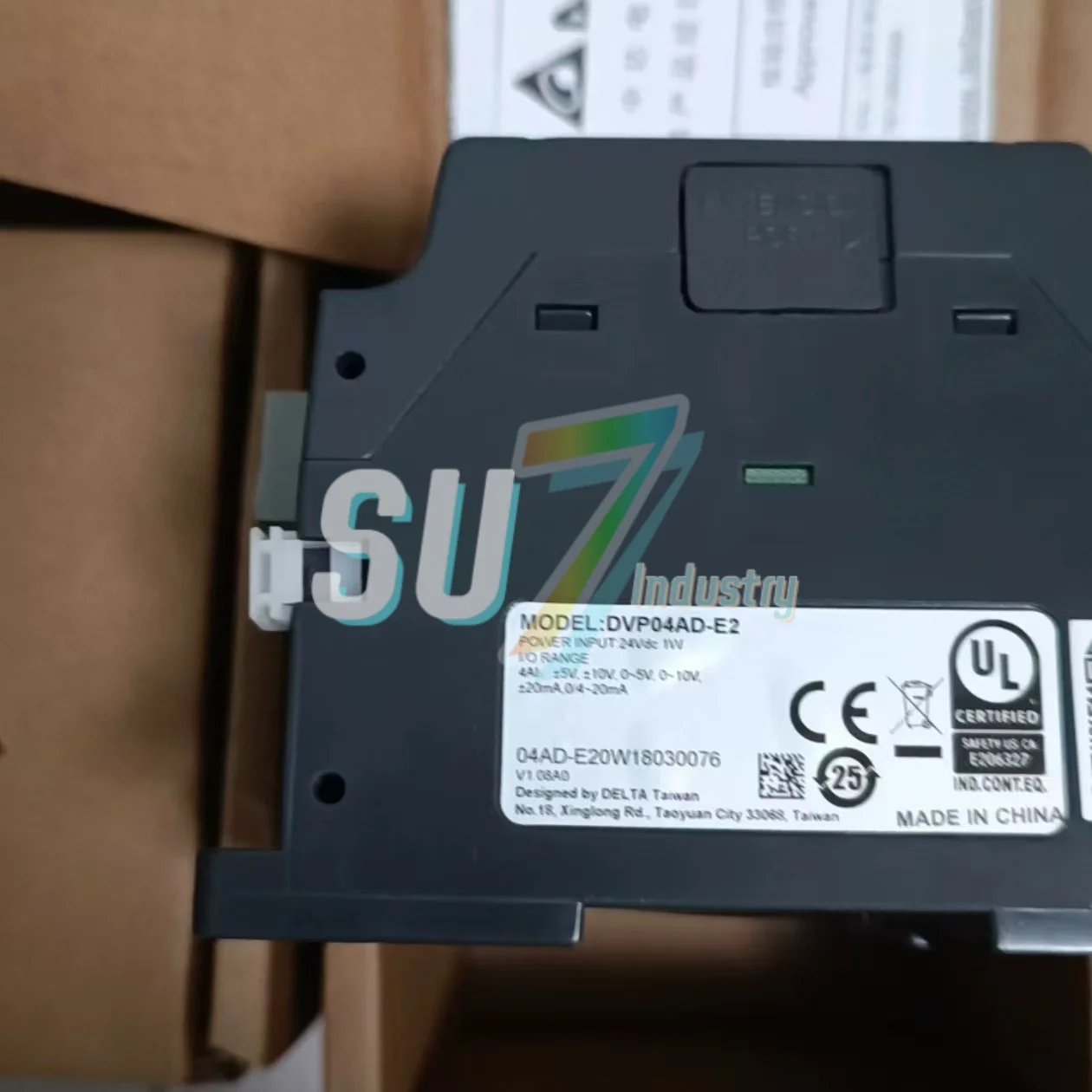 DVP02DA-E2   DVP04AD-E2     PLC Module     New original