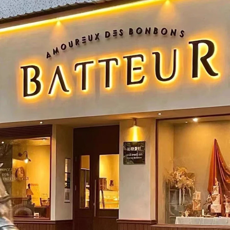 Kundenspezifische LED-Ladenschilder aus Edelstahl mit Hintergrundbeleuchtung für den Außenbereich, 3D-Helolit-LED-Buchstaben aus Metall, umgekehrtes, leuchtendes Ladenschild
