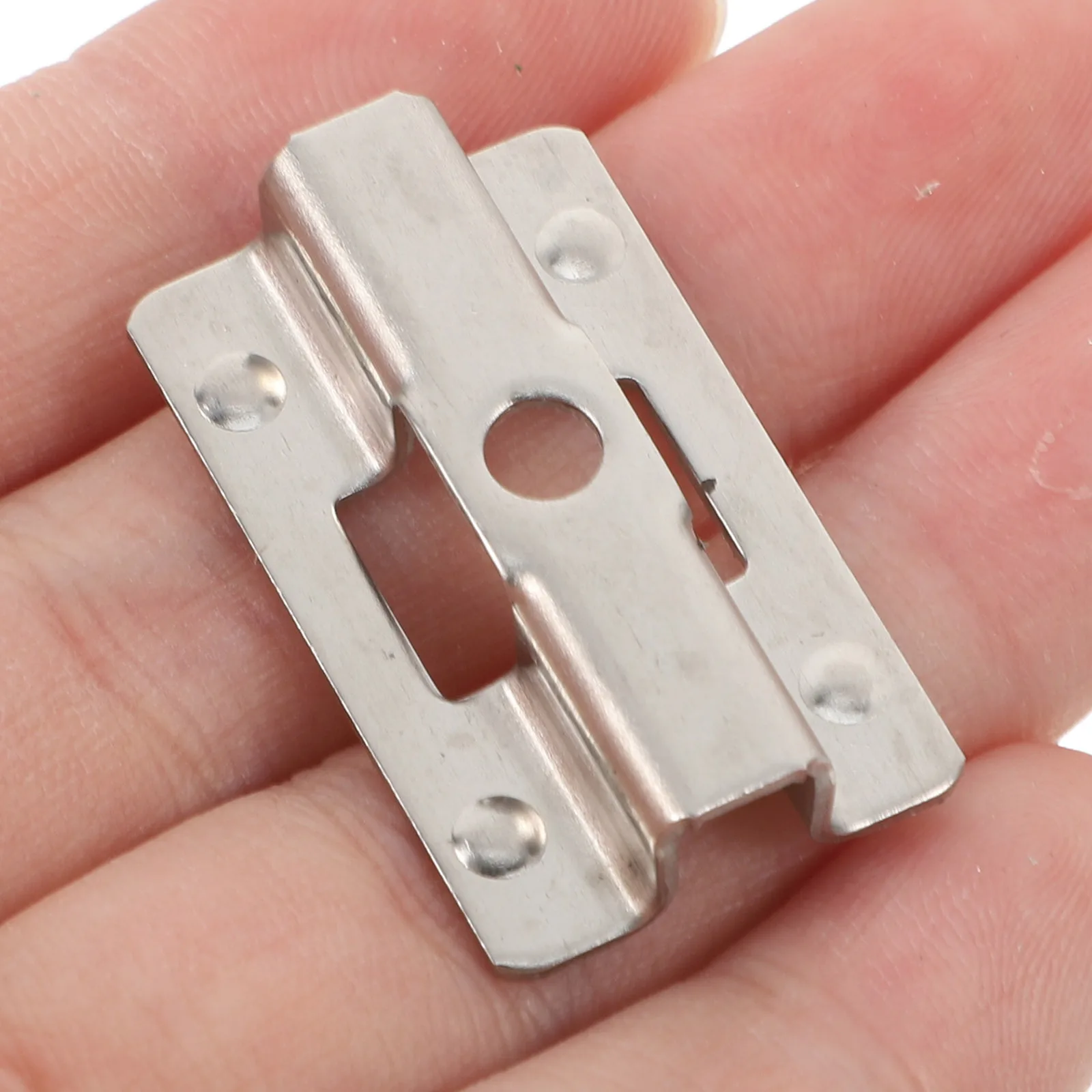 Conector de soporte resistente de acero inoxidable en forma de U, instalación segura de suelos de plástico y madera para exteriores, 100 Uds.