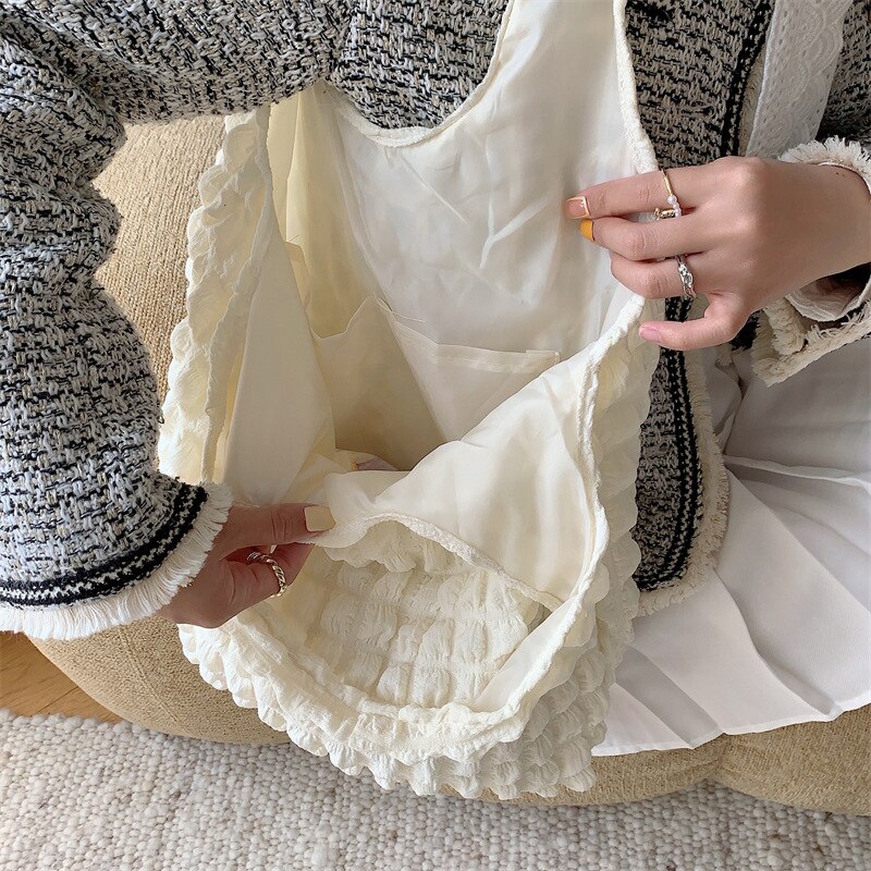 Sommer plissierte Bubble Cloud Frauen Umhängetasche Vintage Bonbon Farbe große Kapazität Einkaufs tasche