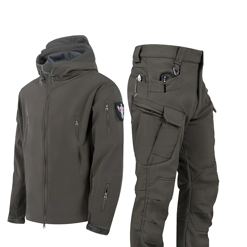 ผู้ชายฤดูหนาวเสื้อผ้า Soft Shell Windproof และกันน้ําเล่นสกีการล่าสัตว์ตกปลาขนสัตว์กํามะหยี่ชุดยุทธวิธี