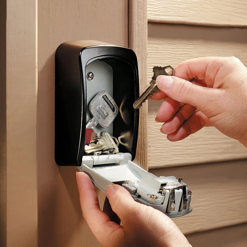 Lock Key Storage Box 4 Digit Password Wall Mount Outdoor Lock Box for House Keys Key Safe with Combination Lock 5 Key Capacity