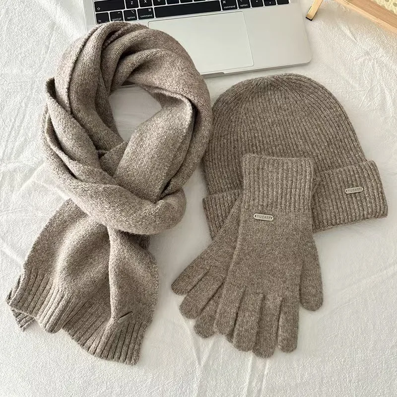 Gorro de punto, bufanda, guantes, conjunto de tres piezas, lana de color sólido, gorro cálido y versátil para otoño e invierno, bufanda informal a prueba de viento