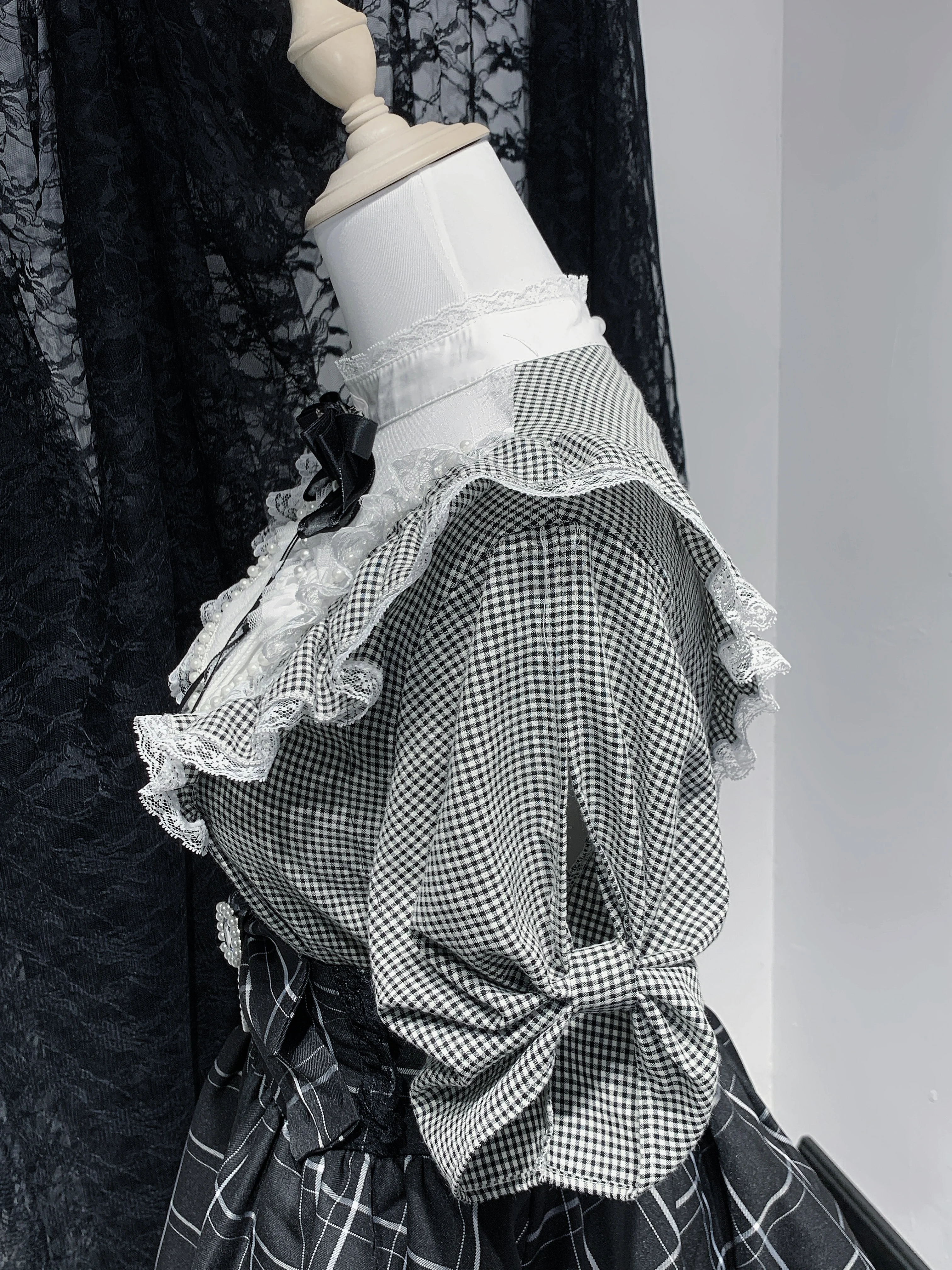 Blus Produksi Massal Gaya Tambang Jepang Atasan Kaus Serbaguna Lolita Lucu Manis Lengan Puff Busur Kerah Berdiri Sambungan Renda Wanita