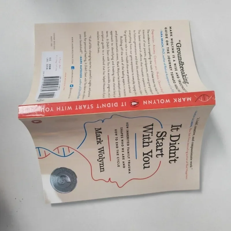 Mark Wolynn: Cómo formas de Trauma familiar heredadas, quién es y cómo terminar el ciclo, libro de papel