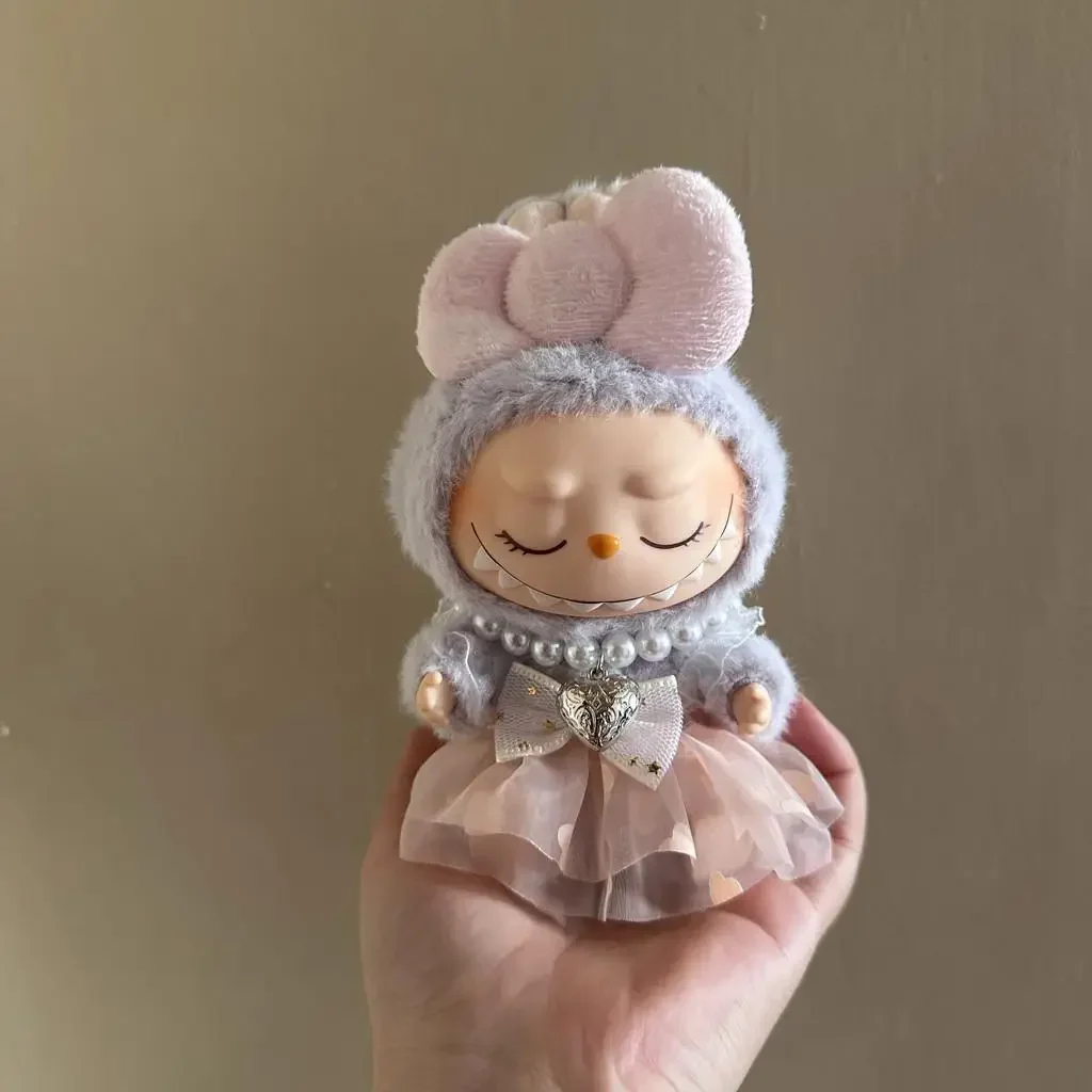 Sukienka dla 17-centymetrowej mini pluszowej lalki Labubu Akcesoria do stroju dla Kpop Exo Labubu Idol V2 Sukienka księżniczki z kokardą Prezent