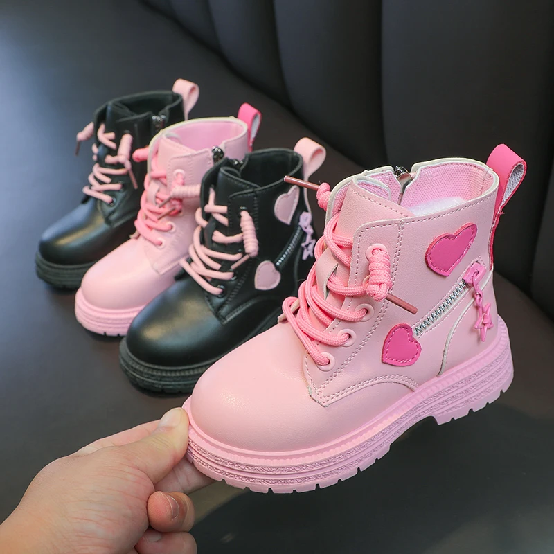 Meninas botas crianças moda botas de borracha legal menina outono e inverno algodão sola macia rosa com amor lado zip princesa dedo do pé redondo plutônio