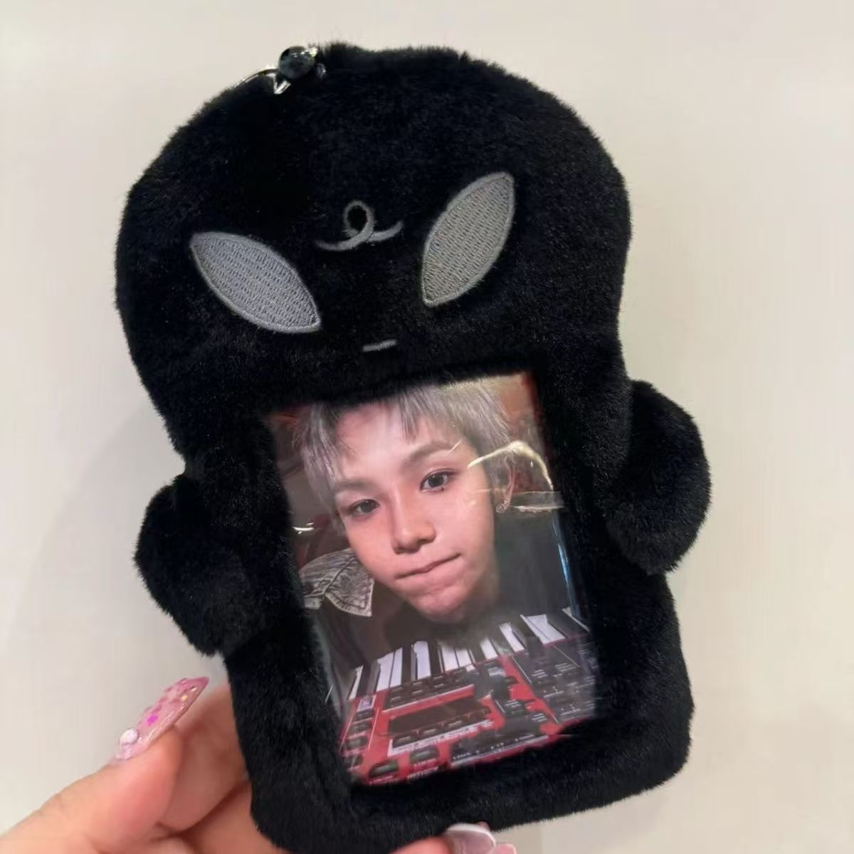 1PC Fluffy Plush Card Holder Soft Cute Stationery Photocard Bus Card Sleeve ID Bank Credit Card Protector