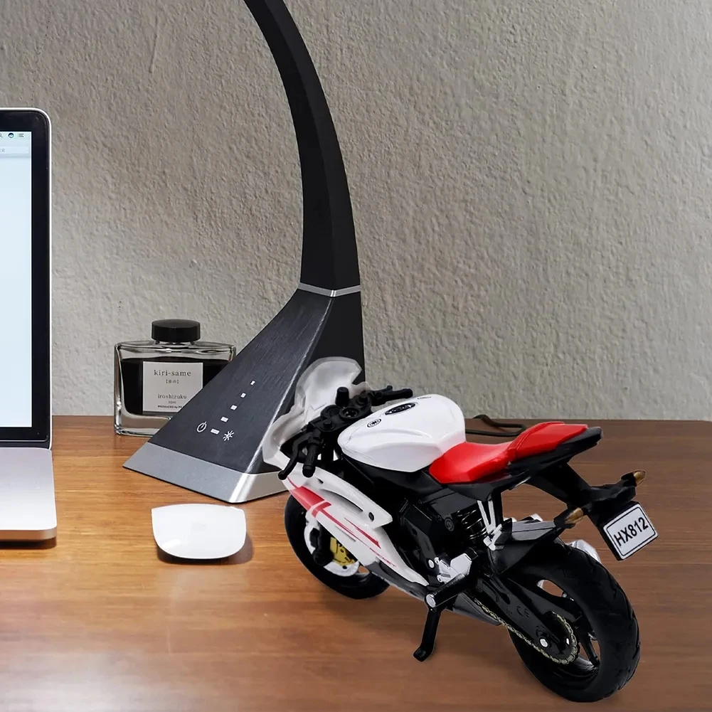 1:18 Domowe zabawki dla dzieci, plastikowe samochody, dekoracje, pojazdy terenowe, kolekcja, model biurowy, zabawka, motocykl odlewany, symulacja, przenośny