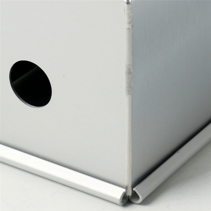 Long Cake Baking Pan Non-Stick Flowing Heart Cake Mold Aluminium Alloy Square Bread Loaf Pan with Center Tube Cake Tools