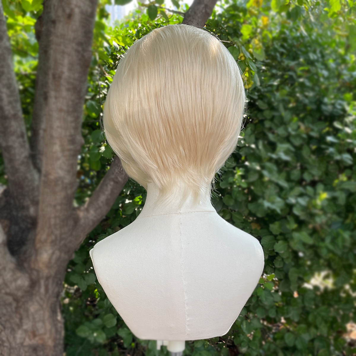 男性と女性のための金髪のレースフロントウィッグ,短いボブカットの人工毛,フリーパーツ,自然なヘアライン,13x4, 150%