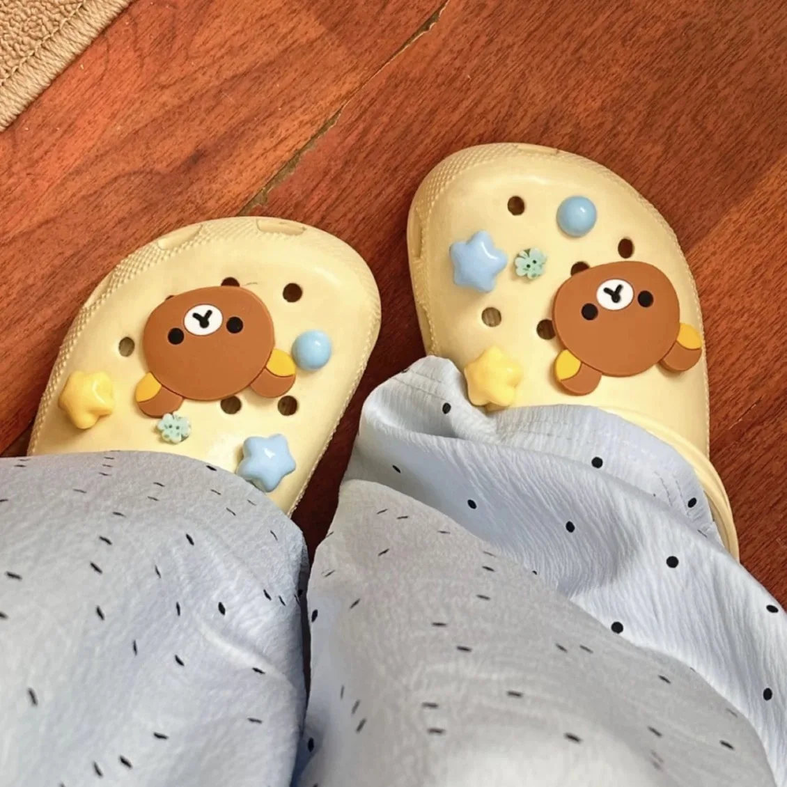 10 pezzi di decorazioni per scarpe con orsetto cartone animato, ciondoli in PVC per sandali, perfetti per decorazioni e regali di sandali
