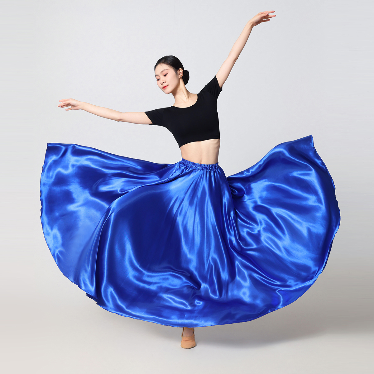 Falda larga de satén para mujer con cintura elástica para salón de baile, danza del vientre latina, falda de rendimiento circular completa