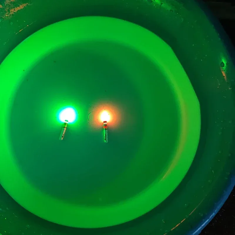 10 Uds. Palos de luz verde/rojo funciona con batería CR322 lámpara LED barra de luz luminosa accesorio de aparejos de pesca nocturna J553