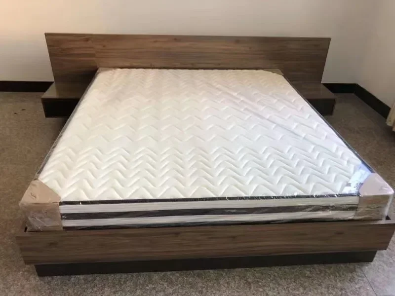 Natürlicher Stil, Apartment, Hotel, Zuhause, Doppelbett, King-Size-Bett, Queen-Size-Bett, solide Basis, Tatami-MDF-Bettgestell mit Kopfteil