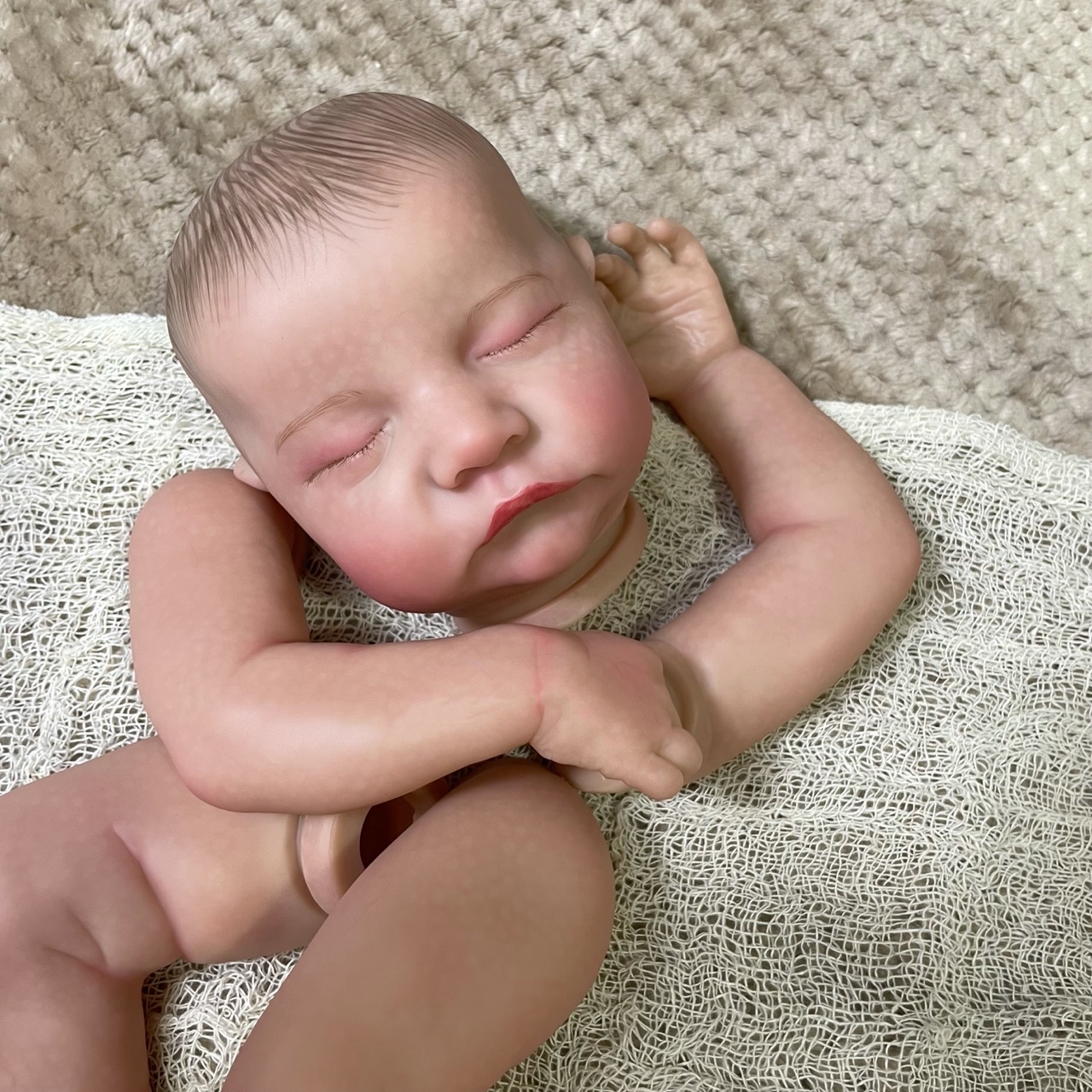 19 Zoll bereits bemalte Reborn-Puppenteile Levi unmontiertes lebensechtes Baby-3D-Gemälde mit sichtbaren Adern Stoffkörper im Lieferumfang enthalten