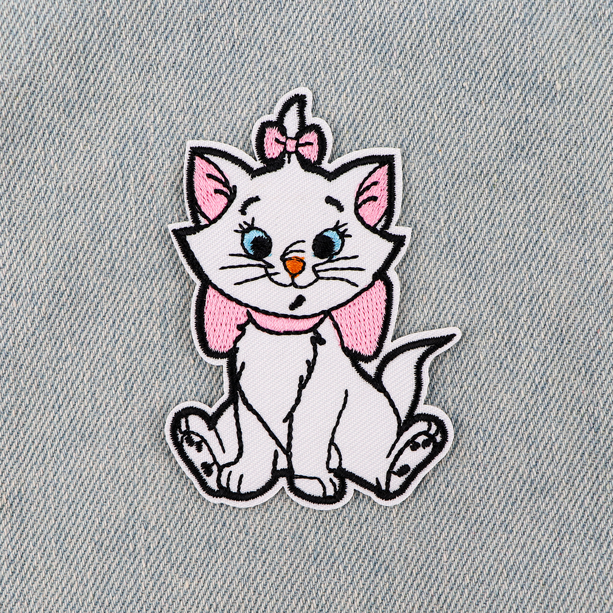 White Kitty Bordados Patches para Crianças, Emblema DIY, Patches Adesivos, Gato dos desenhos animados, Roupas Adesivos, Apliques