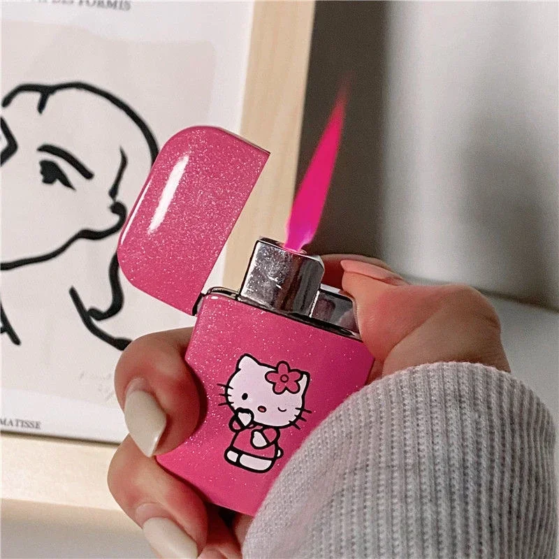 Encendedor creativo de Metal a prueba de viento, bonito encendedor de Hello Kitty Kawaii MyMelody Kuromi Cinnamo Sanrioed, encendedores de llama roja, regalo de entrega rápida