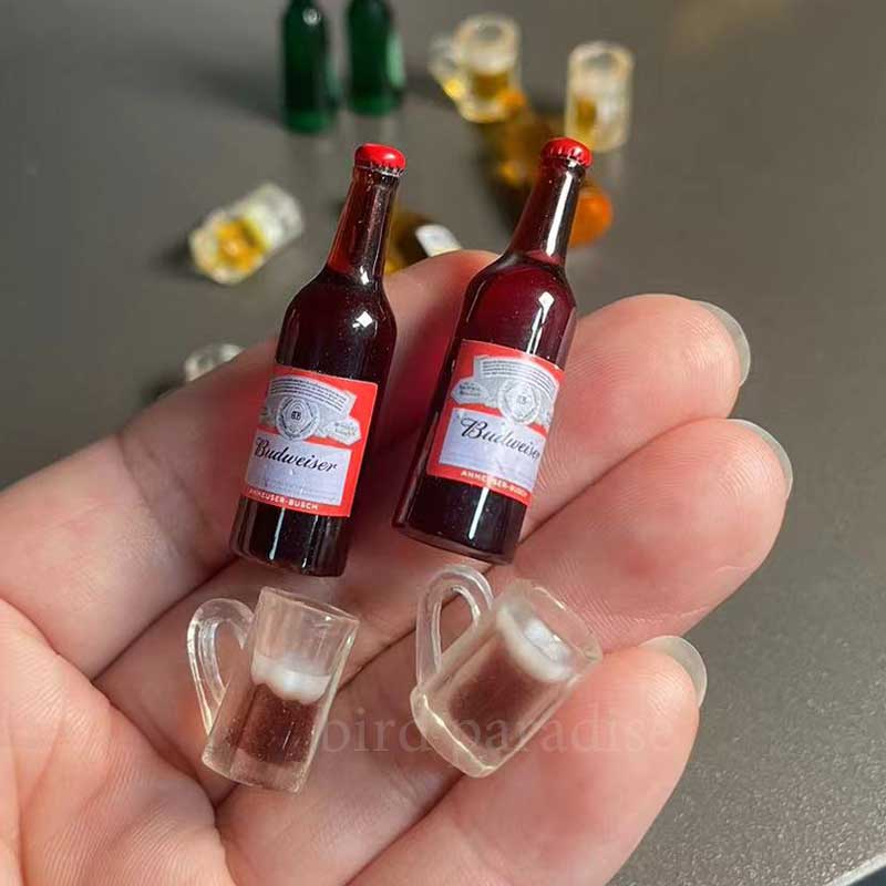 Śliczna miniaturowa symulacja Mini butelka wody do piwa Model napojów dla figurek akcji Akcesoria do domku dla lalek Zabawki dla dzieci Playtend Play