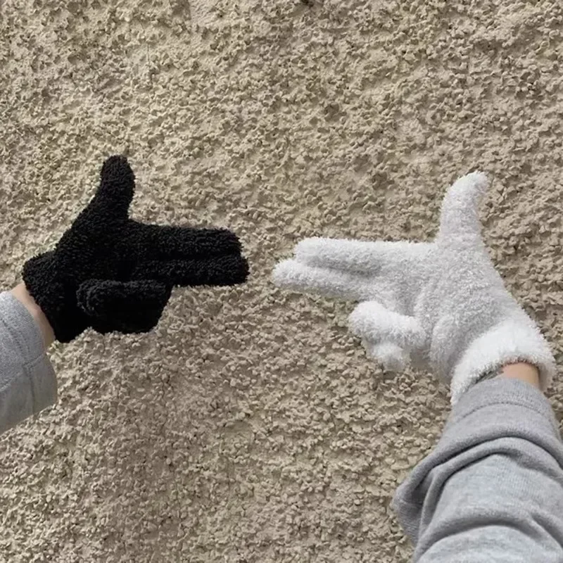 Luvas de veludo coral sem dedos monocromáticas, peludas, respiráveis, macias, espessadas, à prova de frio, versáteis, coreanas, estilo INS, adoráveis, inverno