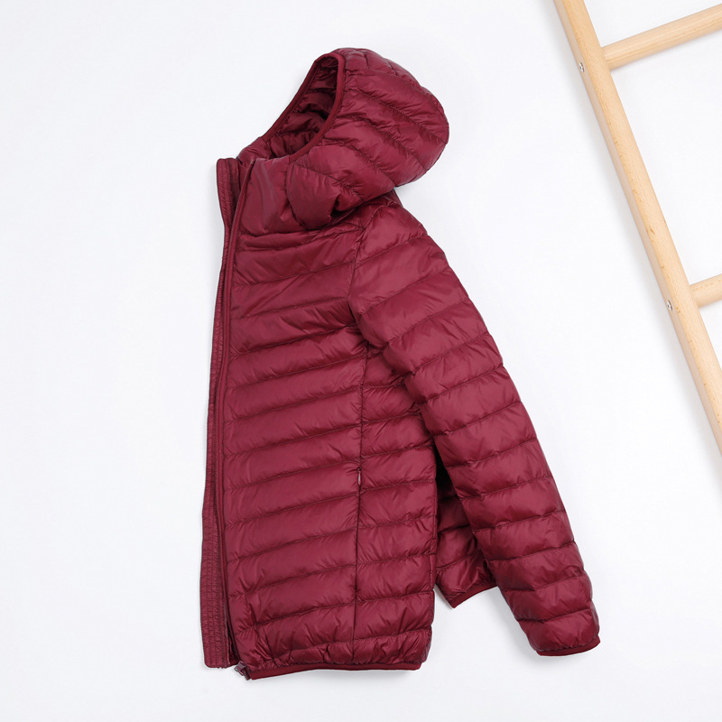 Men's All-Season Ultra Lightweight Packable Down Jacket Water and Wind-Resistant Breathable Coat Warm Men Hoodies Jackets