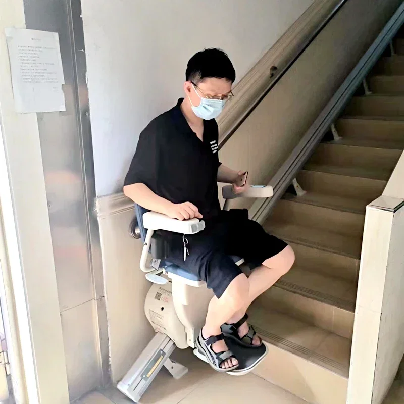 Rechte trapstoel thuisklimmen - Trapklimhulpmiddel voor senioren