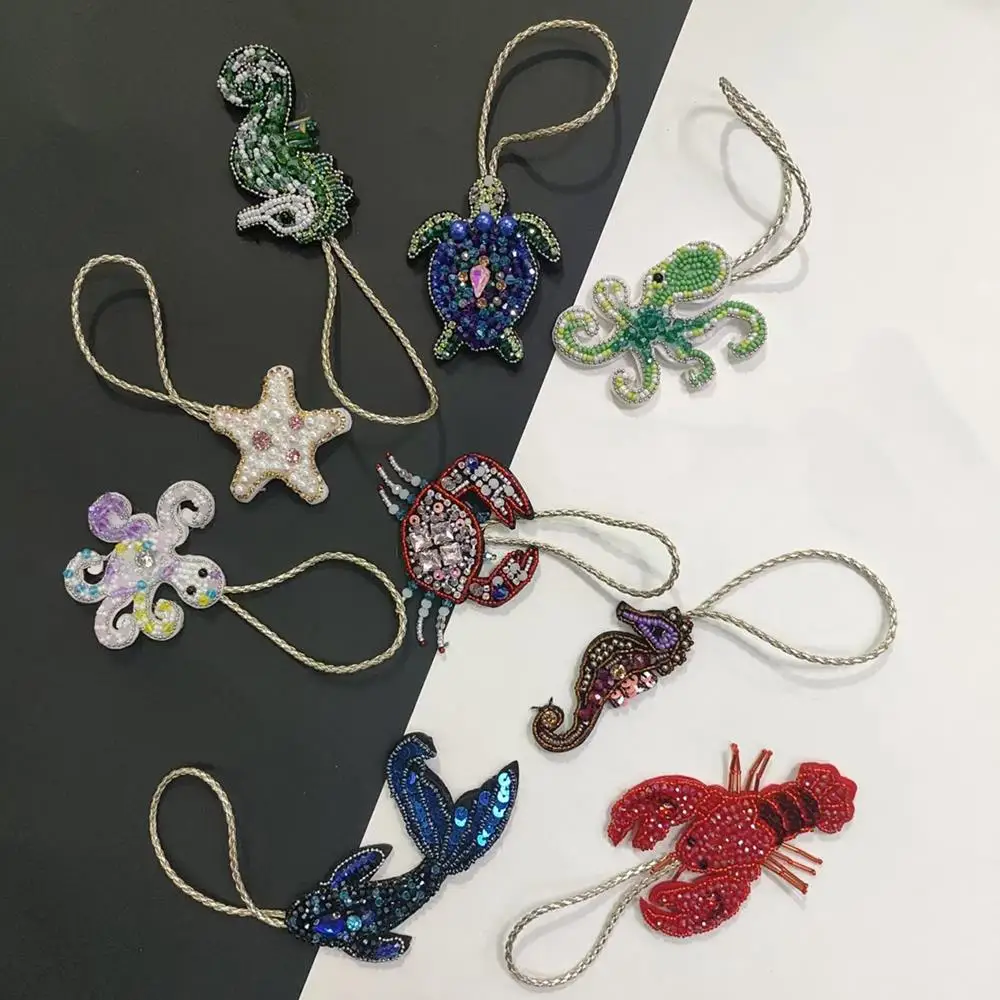 Handmade Rhinestone Lobster Beaded Pendant Pretty Hand Sewn Bag Charms Octopus Turtle Hanging Rope Patches Applique Bag Lanyard
