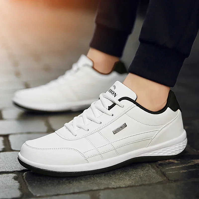 Scarpe per calzature stringate Sneaker in pelle da uomo vulcanizzata Sneaker da uomo casual comoda impermeabile Scarpe da uomo Masculino