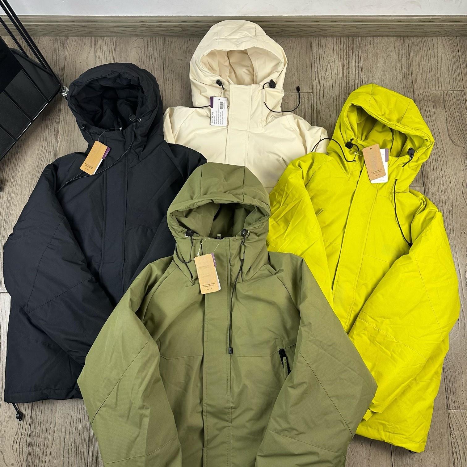 Mehrfarbige warme Pufferjacke, bequemer Unisex-Wintermantel, dicker Outdoor-Parka im Paar-Stil für Männer und Frauen