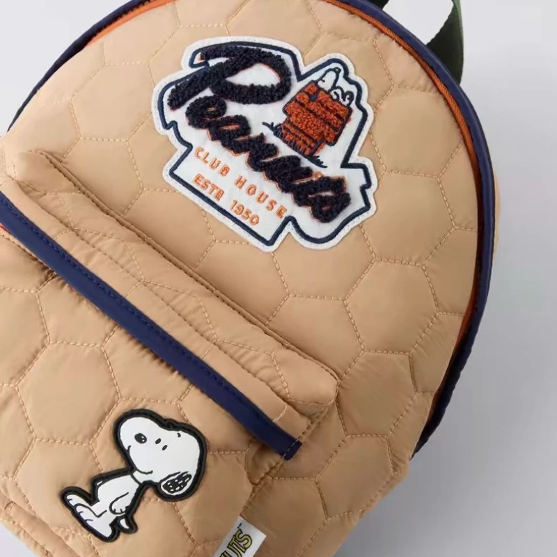 2025 nueva moda bolso para niños lindo niños pequeños maní cómic Snoopy viaje mochila ligera