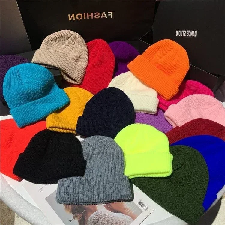 Gorro de punto de lana cálido de Color sólido para hombre y mujer, gorro con puños fluorescentes, gorros para mujer, gorro cálido informal
