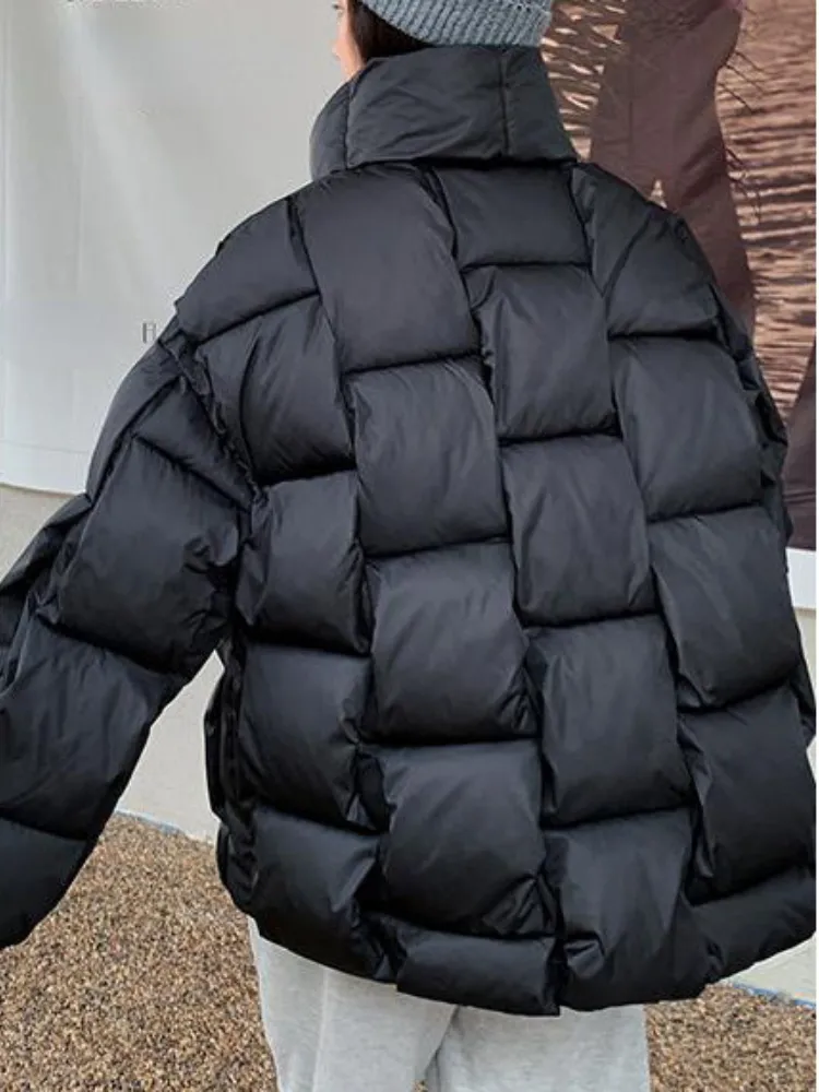 Jaqueta de inverno para mulheres tridimensional xadrez tecido moda casaco sólido high street quente e grosso 2023 inverno nova jaqueta para baixo