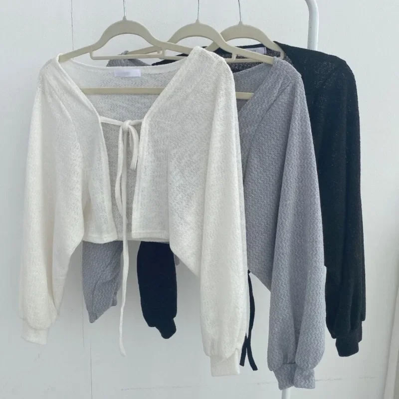 Cárdigan blanco fino para mujer, Tops de punto con cordones y protección solar de verano, Top informal de estilo coreano con manga acampanada, Top corto con protección solar