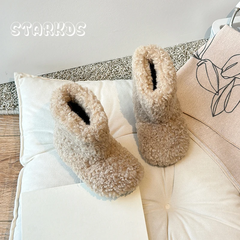 หรูหราหนาตุ๊กตาขนสัตว์รองเท้าเด็กผู้หญิง Fluffy WARM Plush Booties เด็กวัยหัดเดินเด็กฤดูหนาวการออกแบบแบรนด์รอบ Toe SLIP-ON รองเท้าผ้าฝ้าย