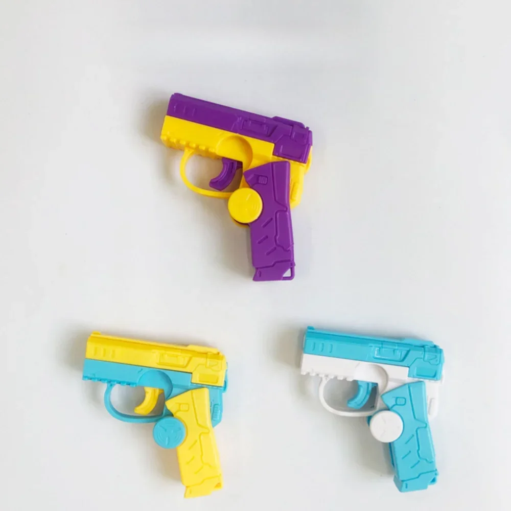 ใหม่มาถึง Fidget Spinner Gun Transforming อัตโนมัติ Rebound Mini ปืนของเล่นสํานักงาน Fidget ของเล่นผู้ใหญ่ความเครียดบรรเทาของเล่น