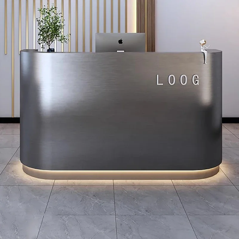 Hohe Qualität, kreativ, schwarzer, minimalistischer Bartisch, luxuriöses Empfangsdesign, stehender Bar-Esstisch, moderner Mesa Pared aus der Mitte des Jahrhunderts