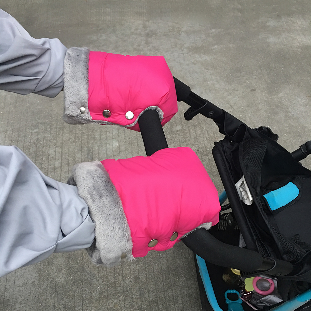 2pcs Winter Warm Stroller Gloves Waterproof Gloves Pram Accessory Stroller Mitten Winter Warm Gloves pram hand muff Mitten baby