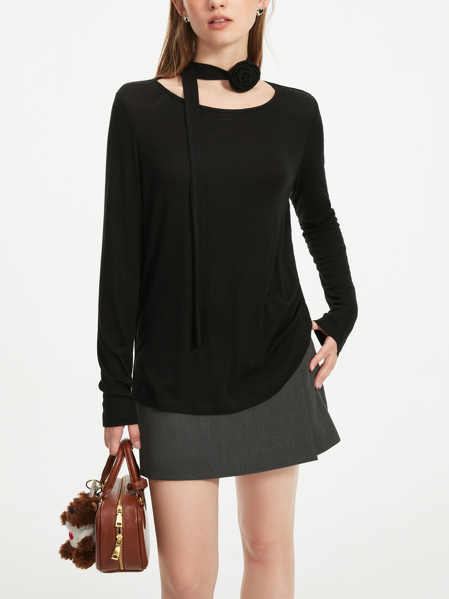 Fsle 19.1% Wolle weibliche dünne Pullover Frauen lose Pullover drei dimensionale Band Design weiblich schwarz Langarm Top 24 fs13352