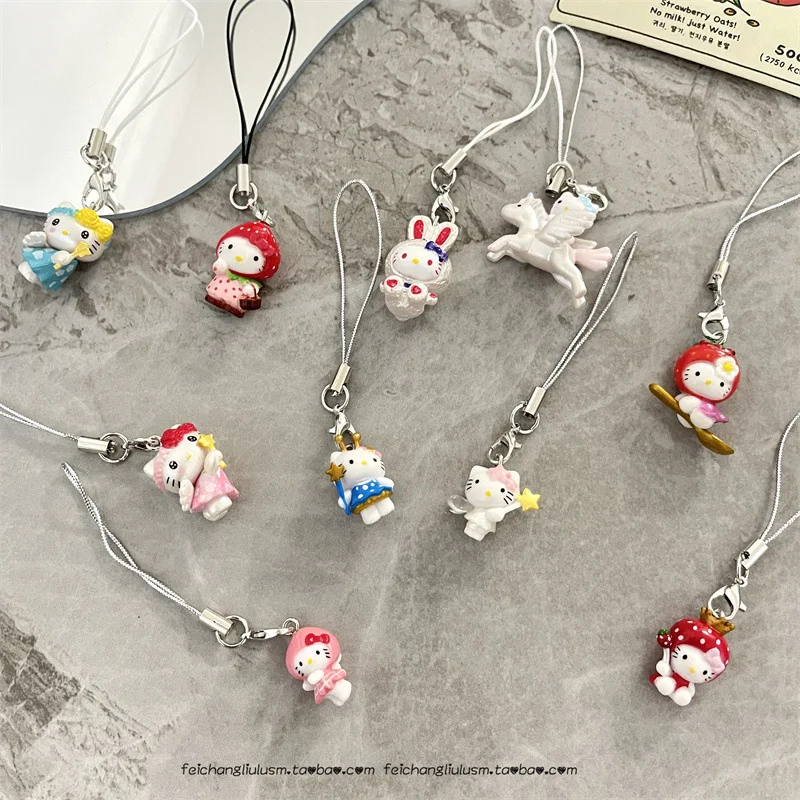 พวงกุญแจพวงกุญแจห้อยกระเป๋า DIY น่ารักสำหรับตกแต่งของขวัญวันเกิดเพื่อนอุปกรณ์ประดับโทรศัพท์มือถือรูปสตอเบอร์รี่น่ารักตลก