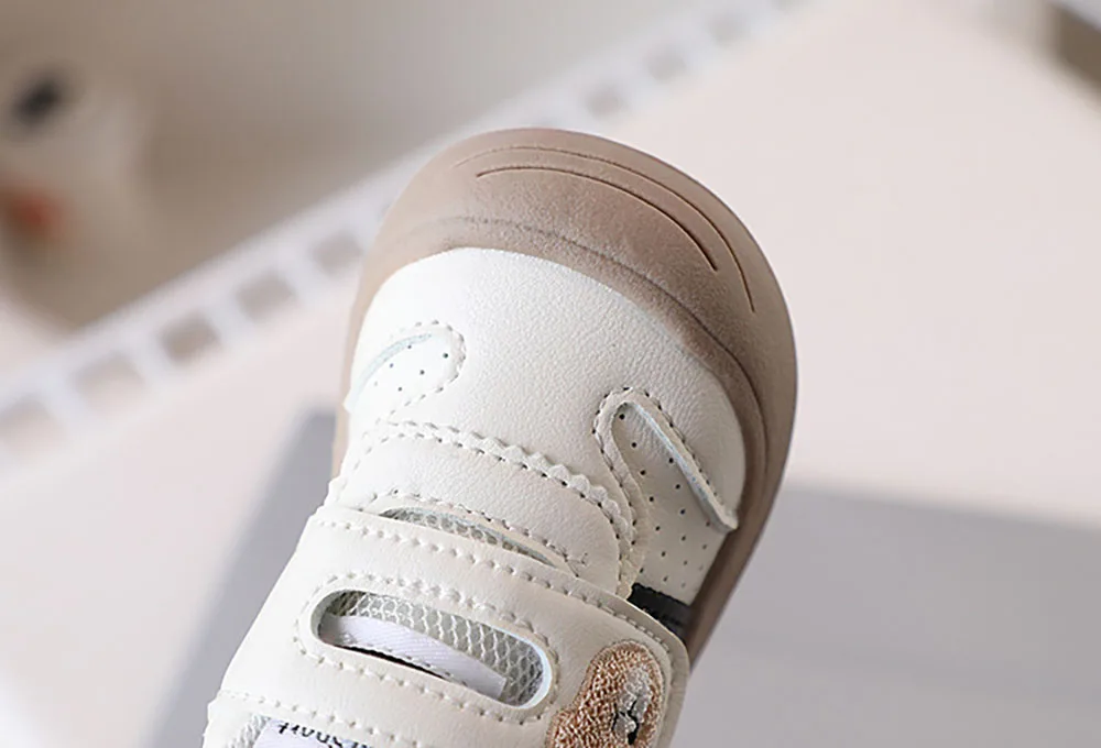 2025 แฟชั่นรองเท้าเด็กวัยหัดเดินสําหรับทารก PU หนังเด็กทารกรองเท้าผ้าใบ Soft-soled Ergonomics ทารกแรกเกิดกีฬารองเท้า First Step