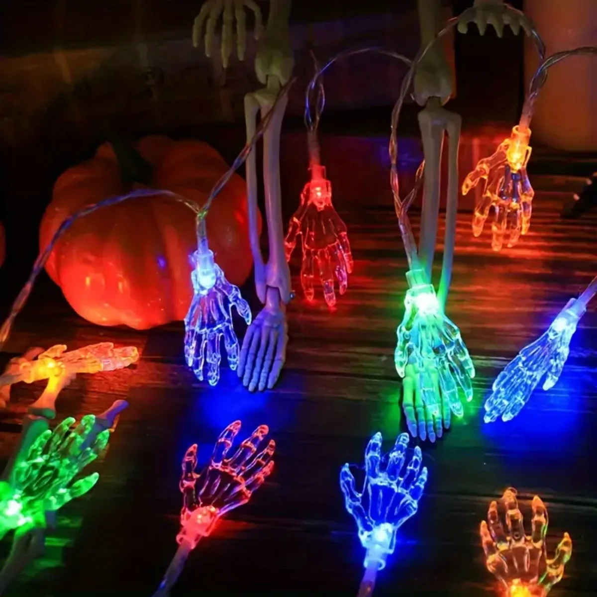 1pc 20LED Halloween Skeleton Hand Battery Powered String Light Horrible Atmosphere Skull Hand Lamp For Home Patry Yard Decor