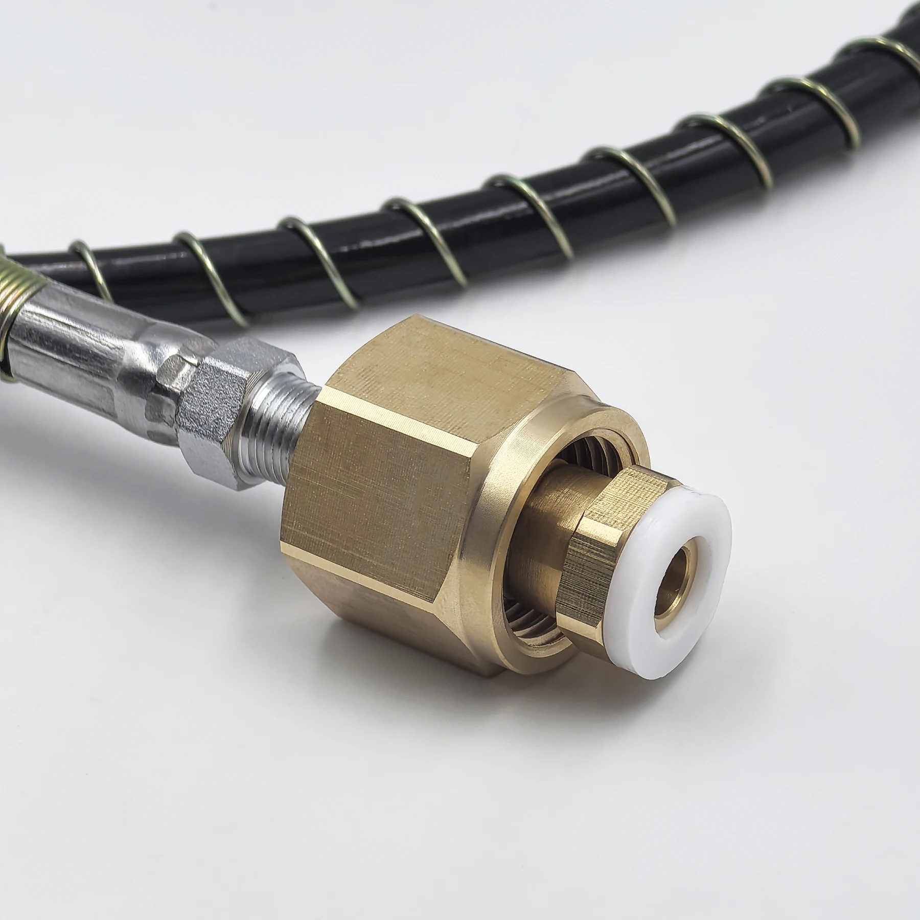 CO2 Filling Adapter Fill Refill Station Charging Adapter with 37inch Spring Cover Hose Type in W21.8/CGA320/G3/4 Connector