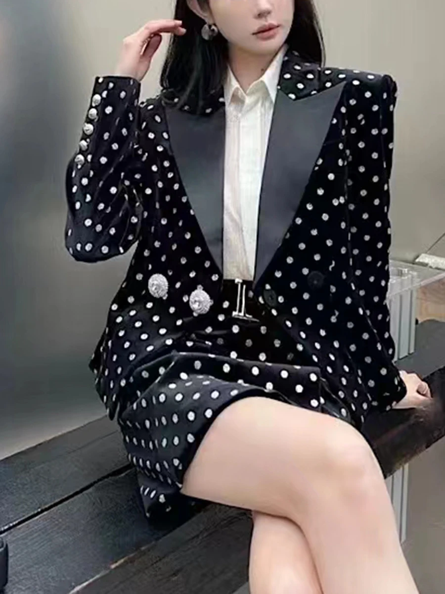 GALCAUR Polka Dots Schlank Blazer für Frauen Kerb Kragen Langarm Patchwork Diamanten Tasten Samt Mantel Weibliche Herbst Kleidung