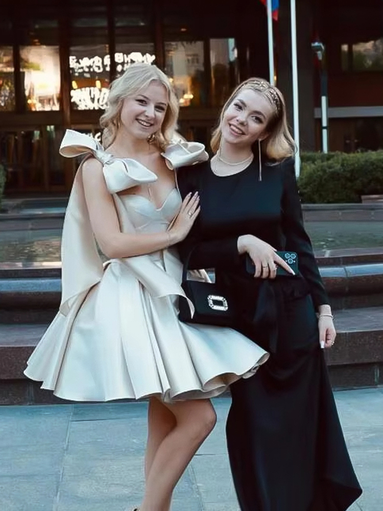 Moderne kurze Abendkleider für Damen, Schleifenträger, schulterfrei, Ballkleider, herzförmig, formelle Geburtstagsparty-Kleider, individuell gestaltet