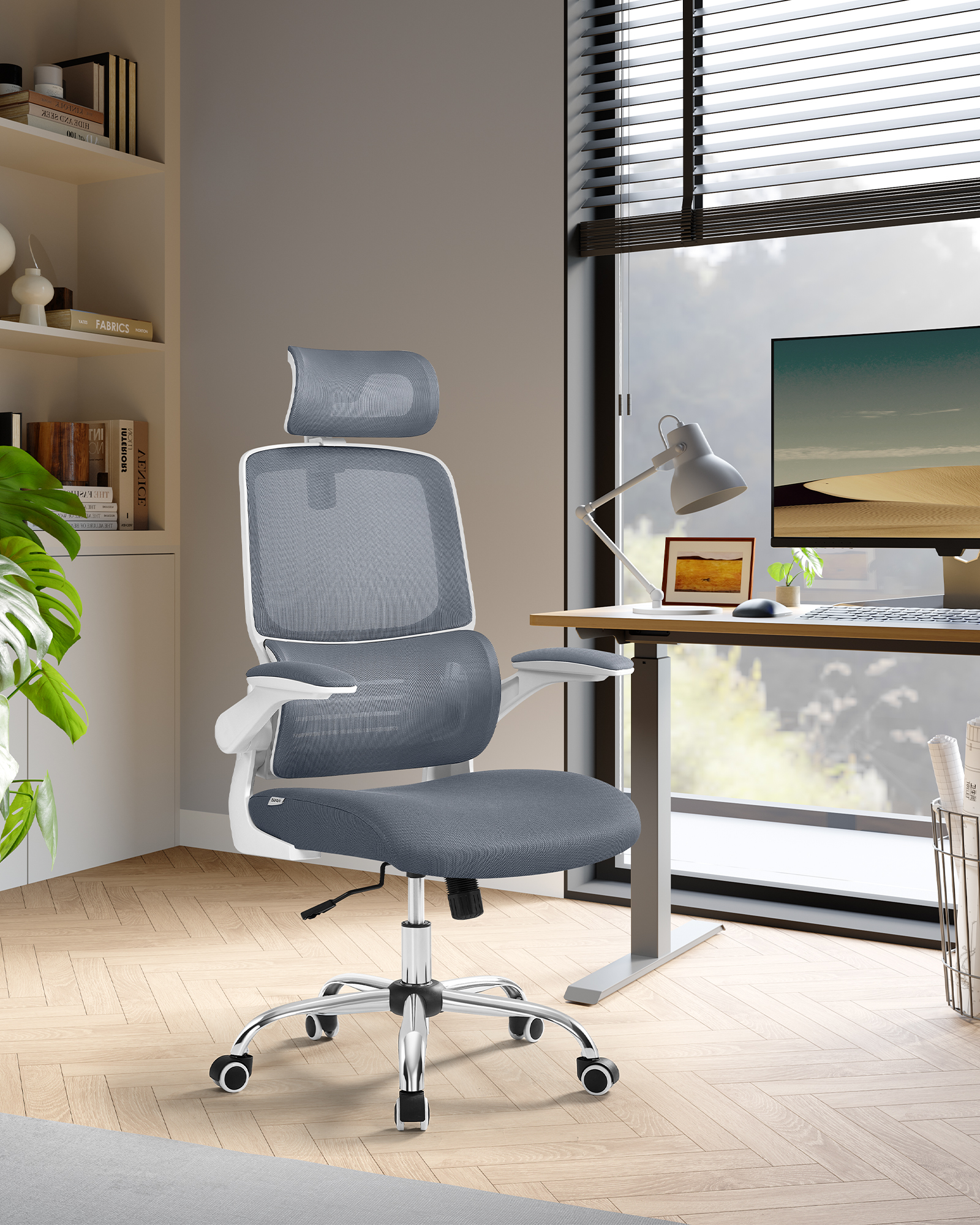 SONGMICS Bürostuhl, ergonomisch, klappbare Armlehnen, Wippfunktion