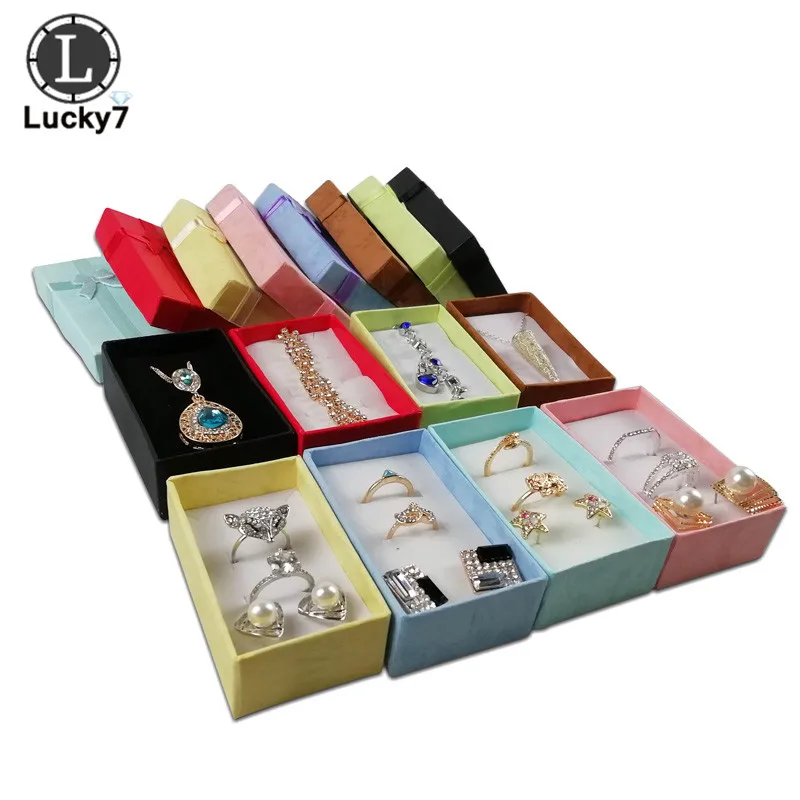 Verschiedene Farben 12 teile/los Schmuck Sets Display Box Für Halskette Ohrringe Ring 5*8*2,5 cm Verpackung Schatten box Schmuck Organizer