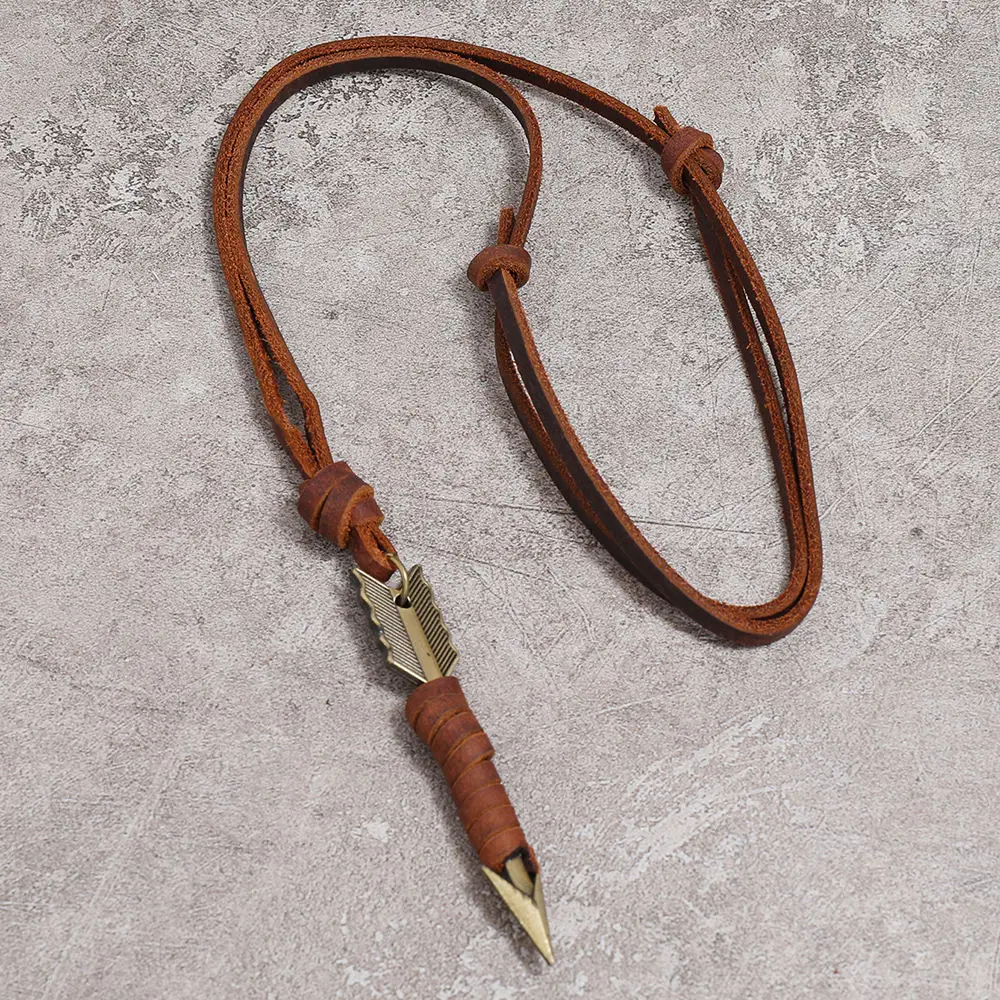 Cadena de flecha EDC para exteriores, collar Retro con calavera, cuerda de cuero