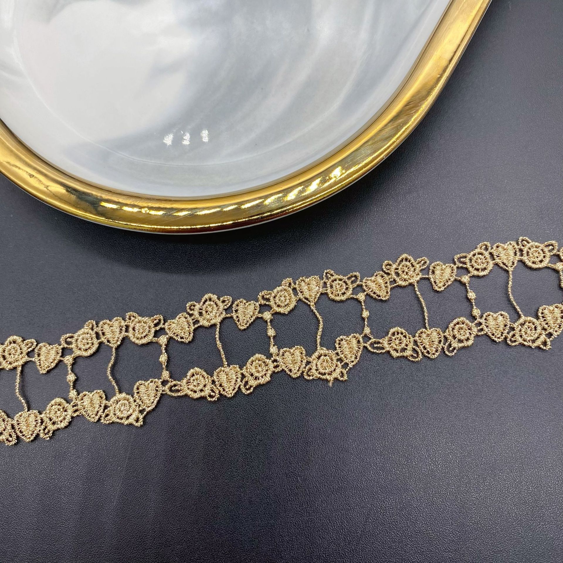 Accesorios lolita de encaje de hilo dorado de 3 yardas, correas portátiles con código de barras dorado de amor, encaje DIY para niños, venta al por mayor