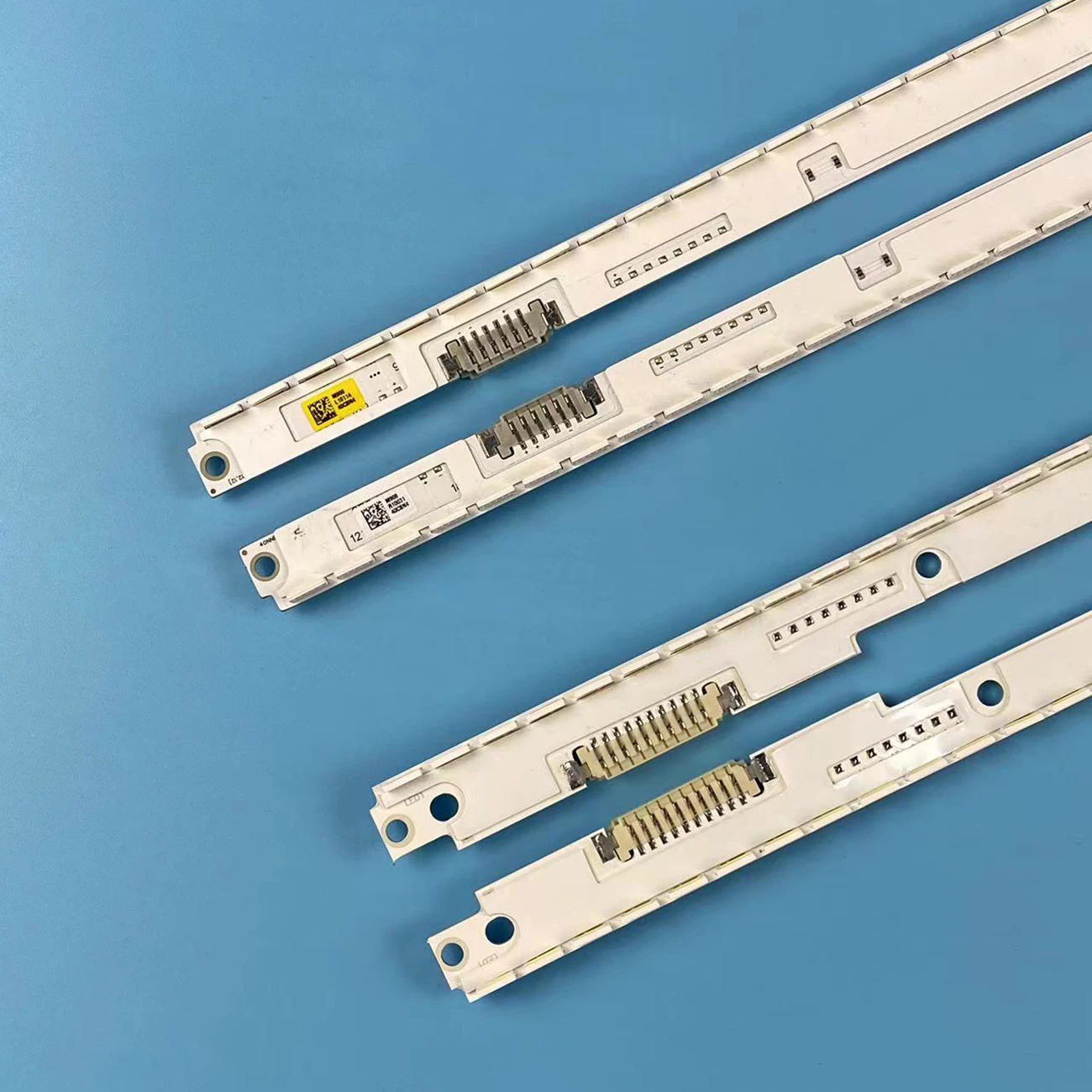 2pcs tira retroiluminação LED para UE40ES6100 UE40ES6300 UE40ES5500 UE40ES6710U UE40ES6305 UN40ES6500 UE40ES5550
