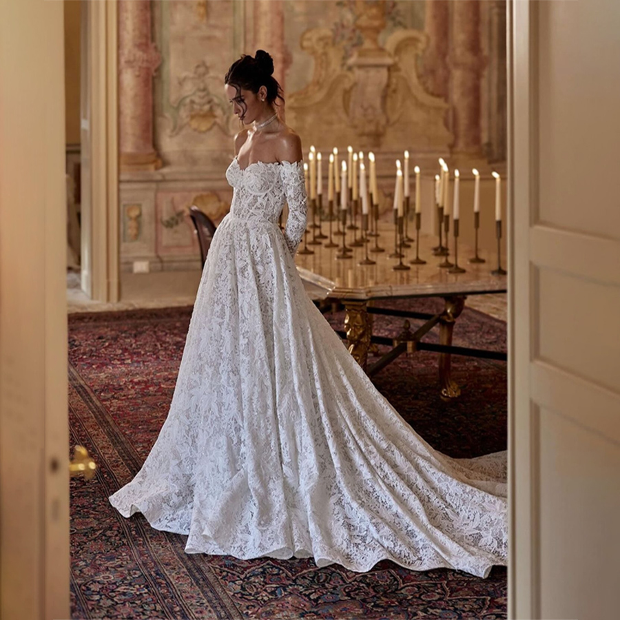 Mordern Sweetheart A Line Wedding Dress 2025 Bridal Gowns Long Sleeve Backless Customized Bridal Dresses For Wedding